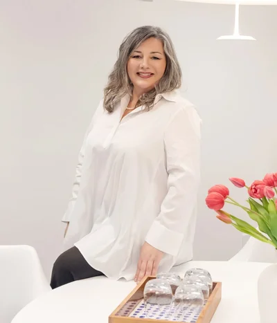 Sonja Willner im Besprechungsraum